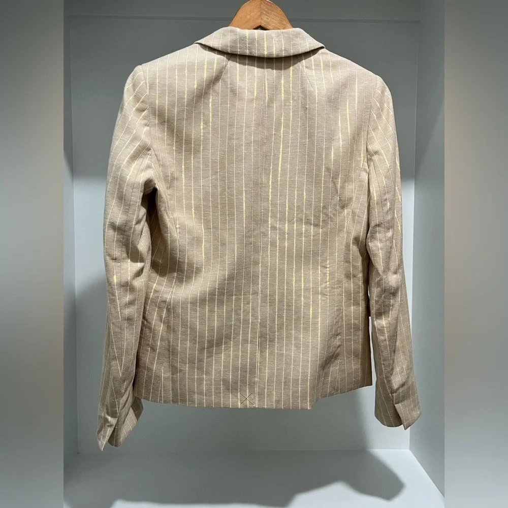 J. Crew Pinstripe linen-blend schoolboy blazer in Light Khaki Lurex Stripe 4 NEW - Picture 9 of 11